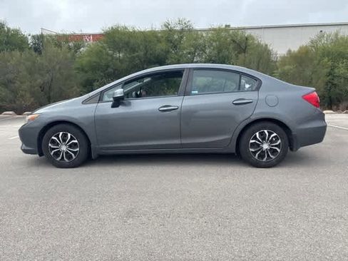 Used 2012 Honda Civic LX image 2