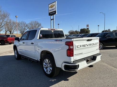 Used 2022 Chevrolet Silverado 1500 Custom image 12