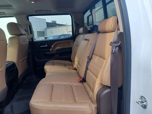 Used 2019 GMC Sierra 2500 Denali w/ Duramax Plus Package image 22