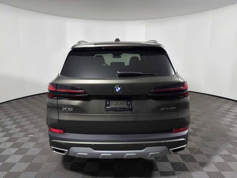 New 2026 BMW X5 xDrive40i image 2