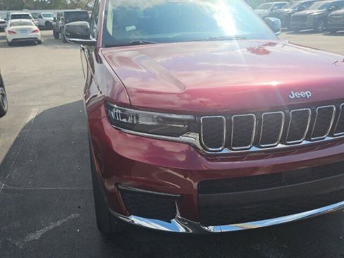 Used 2022 Jeep Grand Cherokee L Limited image 10
