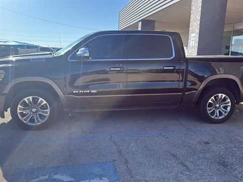 Used 2020 RAM 1500 Limited image 3