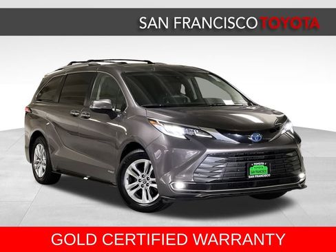 Certified 2021 Toyota Sienna Limited image 7