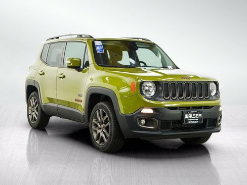 Used 2016 Jeep Renegade 75th Anniversary AWD/4WD image 7