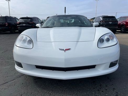 Used 2007 Chevrolet Corvette Coupe w/ Preferred Equipment Group image 26