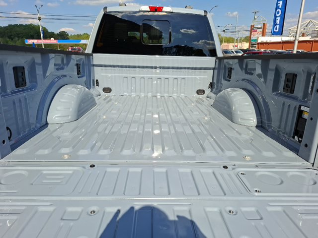 New 2027 Ford F250 Platinum w/ Platinum Plus Package AWD/4WD image 31