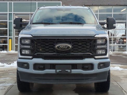 Certified 2025 Ford F350 Lariat w/ Black Appearance Package image 10