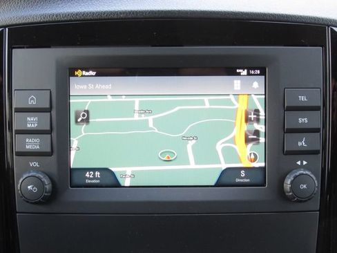 Used 2023 Mercedes-Benz Metris Passenger image 25