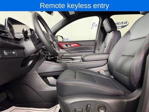 New 2026 Chevrolet Traverse Z71 image 12