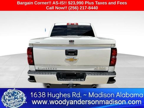 Used 2014 Chevrolet Silverado 1500 High Country w/ High Country Premium Package AWD/4WD image 4