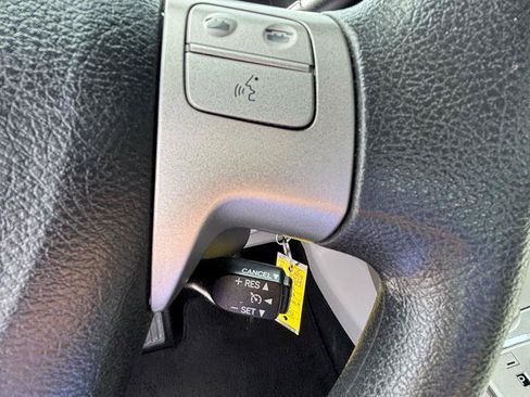 Used 2012 Toyota Corolla LE FWD image 15
