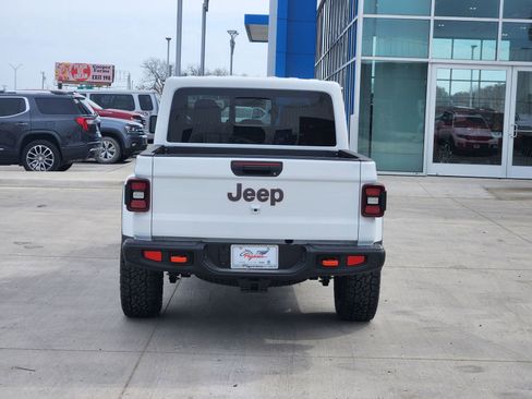 New 2026 Jeep Gladiator Mojave image 8