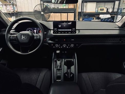 Used 2024 Honda Accord EX image 19