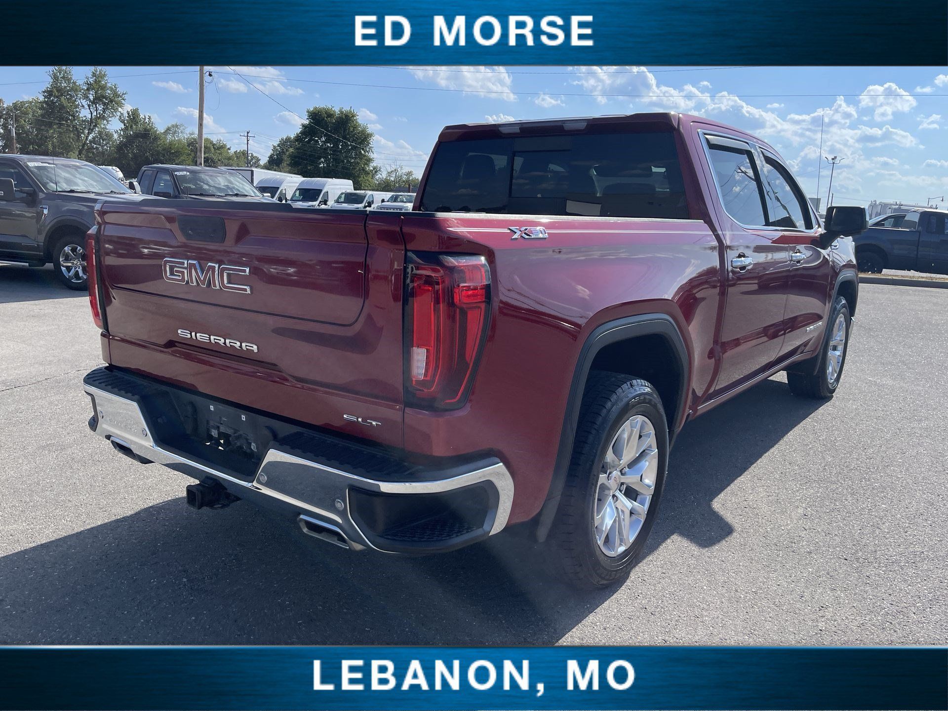 Used 2019 GMC Sierra 1500 SLT w/ SLT Premium Package AWD/4WD image 8
