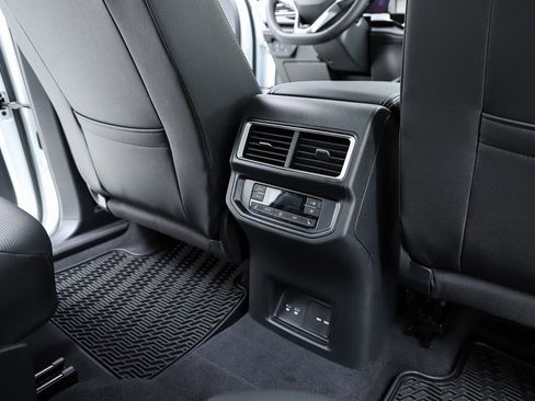 New 2026 Volkswagen Atlas SEL Premium R-Line image 39