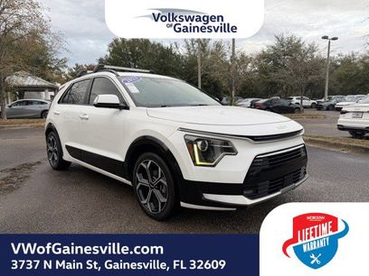 Used 2023 Kia Niro EX Touring