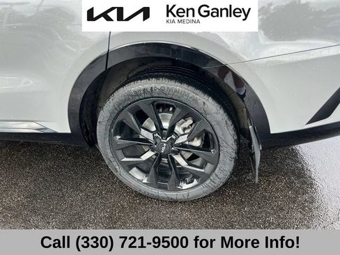 Certified 2022 Kia Sorento SX FWD image 17