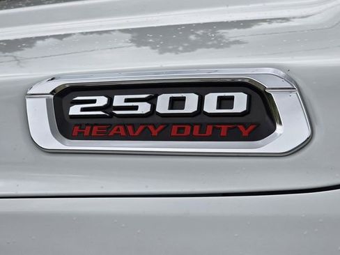 Used 2024 RAM 2500 Laramie AWD/4WD image 7