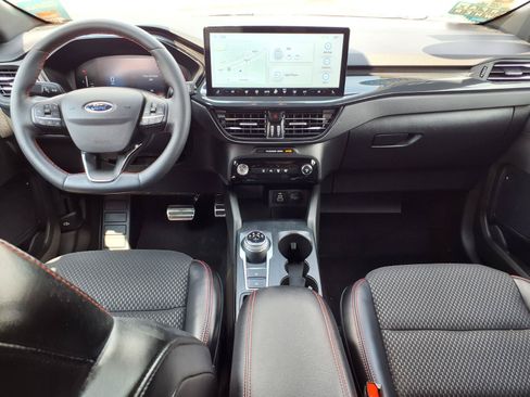 Certified 2024 Ford Escape ST-Line w/ Tech Pack #1 AWD/4WD image 10