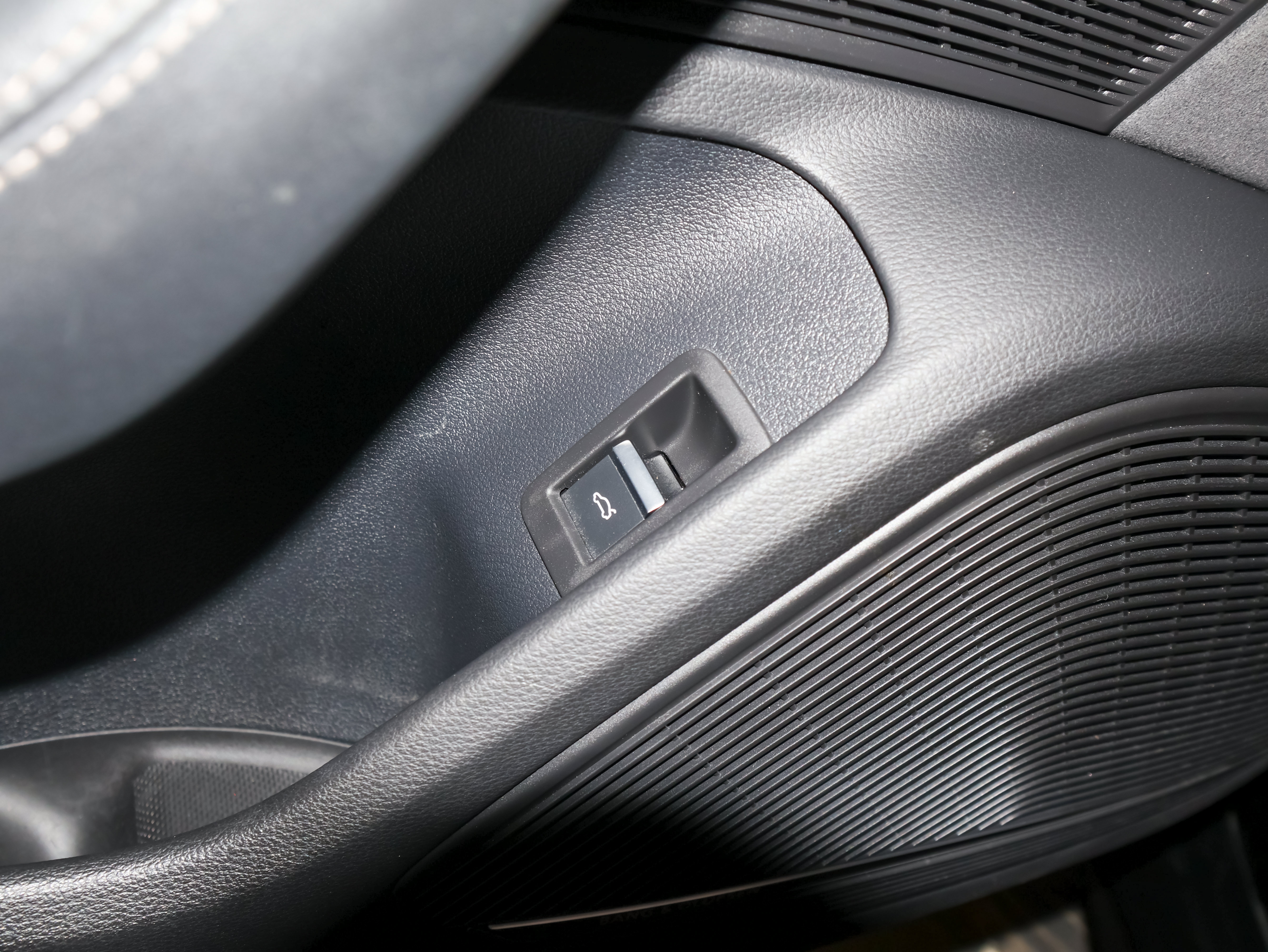 Used 2022 Audi RS 5 Sportback AWD/4WD image 22