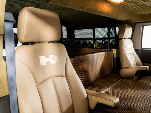 Used 2003 HUMMER H1 4-Door Wagon image 33