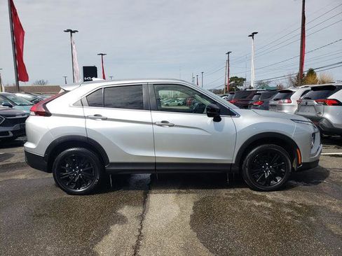 Used 2023 Mitsubishi Eclipse Cross LE image 2