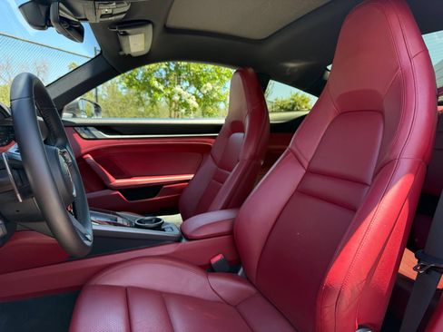Certified 2020 Porsche 911 Carrera S RWD image 5