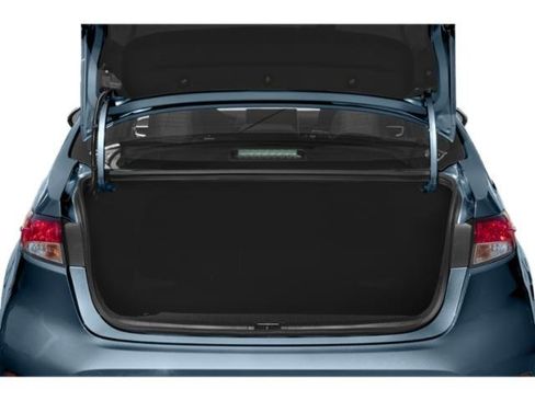 Used 2022 Toyota Corolla LE image 11