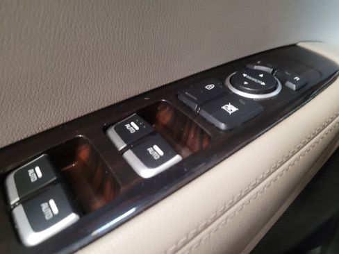 Used 2020 Kia Sorento LX w/ LX I4 Convenience Package image 27