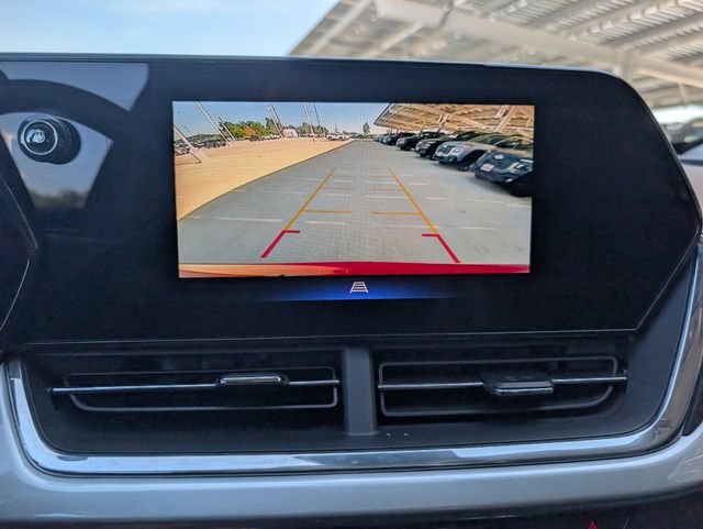 Used 2026 Chevrolet Trax LT FWD image 16