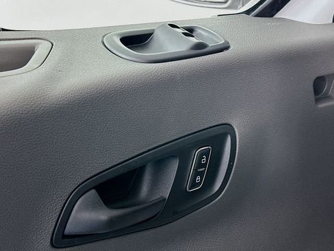 New 2026 Ford Transit 250 148 Medium Roof Extended AWD image 17