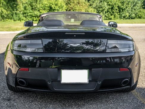 Used 2015 Aston Martin V8 Vantage GT RWD image 7