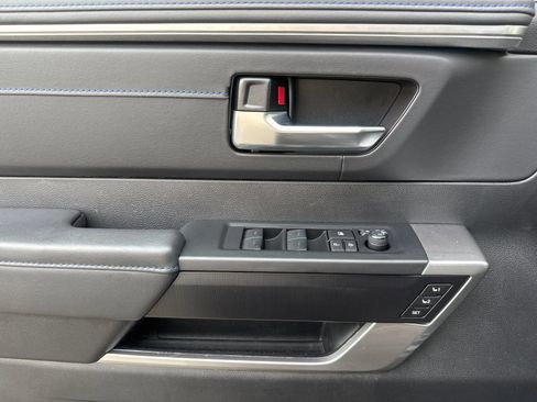 Used 2023 Toyota Tundra Platinum image 11