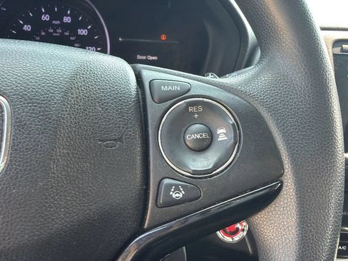 Used 2019 Honda HR-V EX image 17