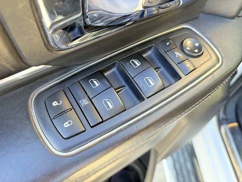 Used 2016 RAM 2500 Limited AWD/4WD image 37