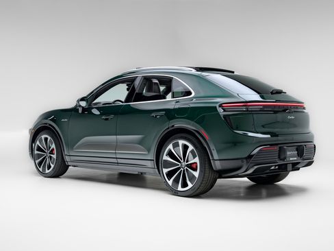 Used 2024 Porsche Macan Turbo Electric image 29