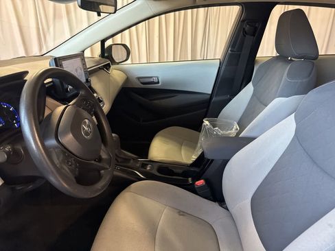 Used 2022 Toyota Corolla LE w/ Carpet Mat Package (TMS) FWD image 17
