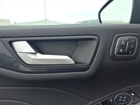 Used 2023 Ford Escape ST-Line Elite image 14