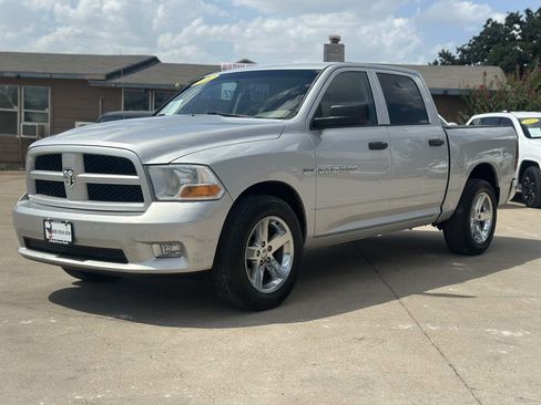 Used 2012 RAM 1500 Express w/ ST Popular Equipment Group RWD image 28