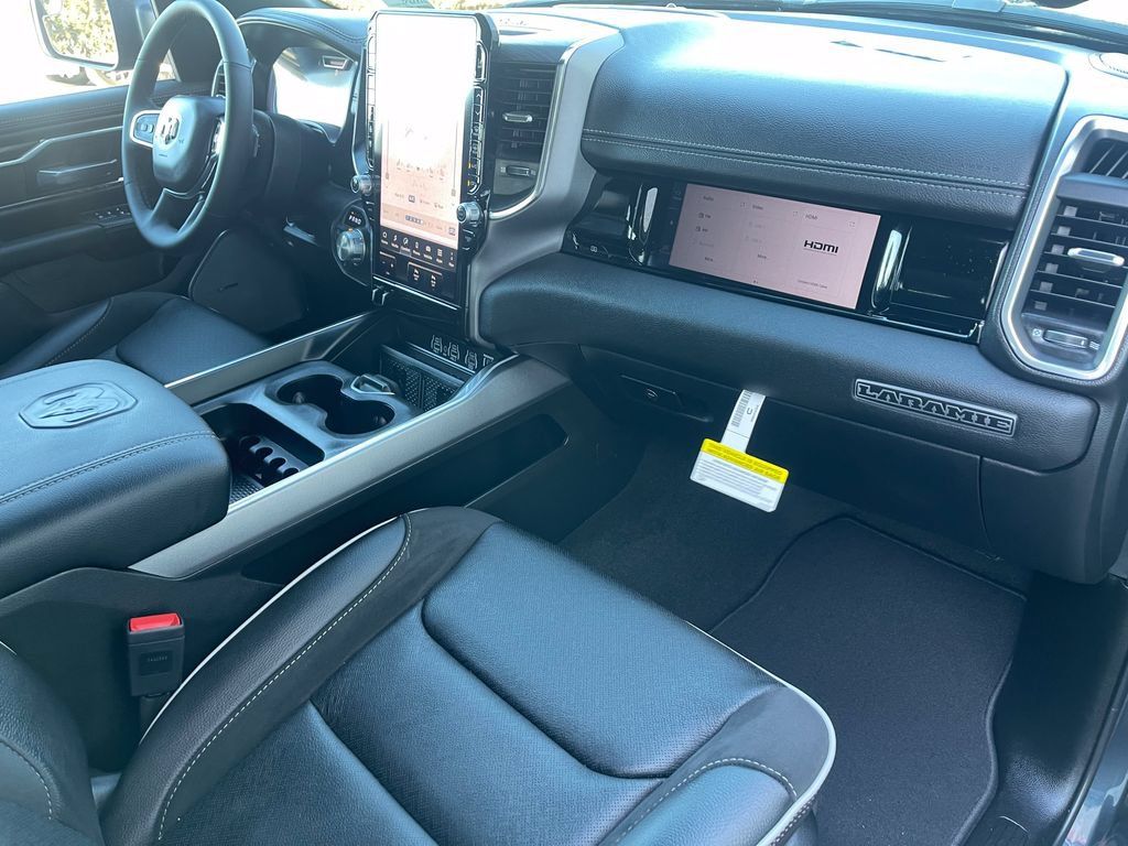 New 2026 RAM 1500 Laramie w/ Night Edition AWD/4WD image 32
