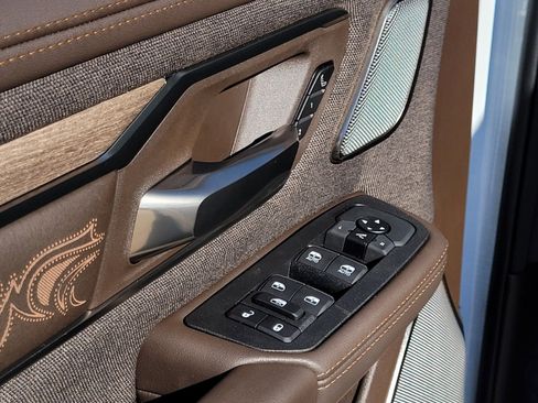 New 2025 RAM 1500 Limited image 9