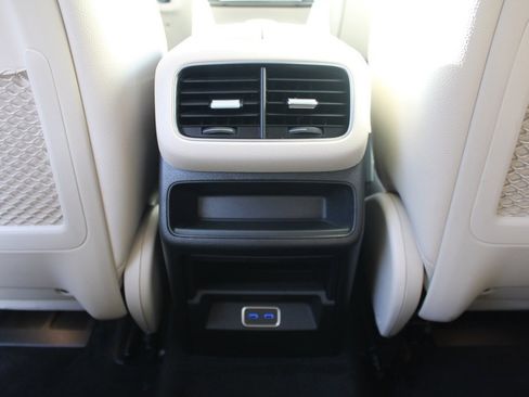 Certified 2024 Mercedes-Benz GLE 350 4MATIC image 32