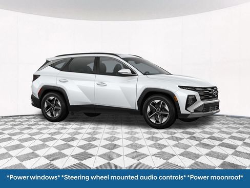 Certified 2025 Hyundai Tucson SEL AWD/4WD image 17