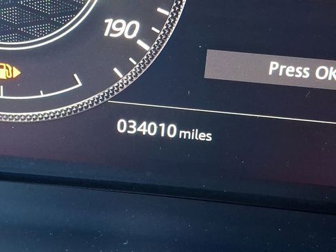 Used 2022 Land Rover Range Rover Sport SVR image 15