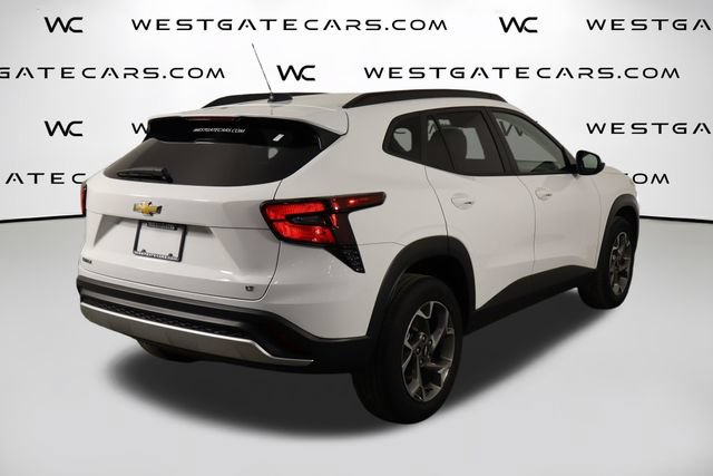 Used 2026 Chevrolet Trax LT FWD image 42