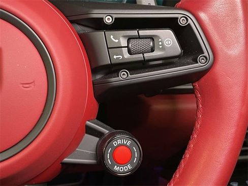 Used 2025 Porsche 911 Carrera S image 39