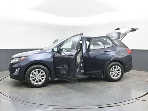 Used 2019 Chevrolet Equinox LS FWD image 49