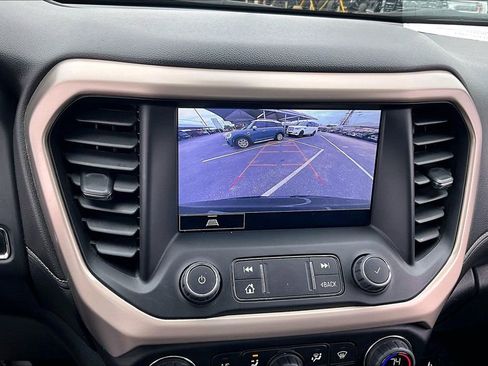 Used 2023 GMC Acadia Denali FWD image 32