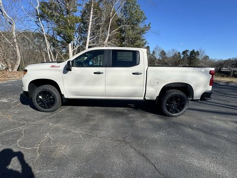 New 2026 Chevrolet Silverado 1500 Custom Trail Boss image 2