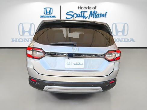 Certified 2025 Honda Pilot EX-L image 6